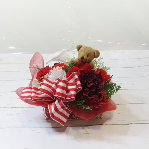 赤薔薇プリザーブドフラワーのジュエリーボックスアレンジメント「ラブベア」