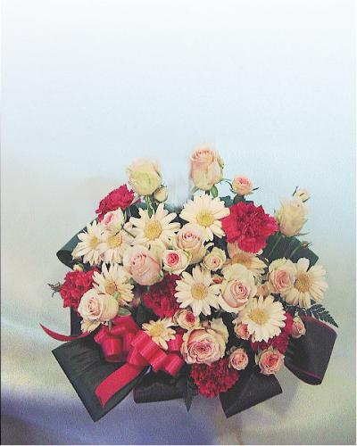 結婚祝・結婚記念日のプレゼントにオススメアレンジメント「幸せの時間」