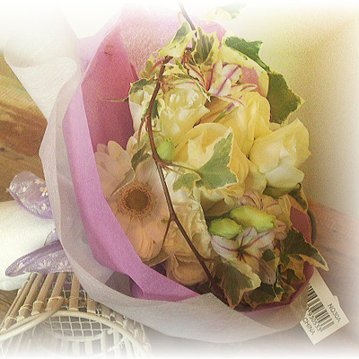 ★プロポーズ・カジュアルウェディング★にトルコギキョウをあしらったフラワーブーケ「信愛の誓い」