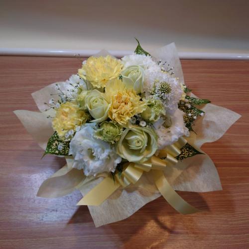 ペットちゃんへのお供えアレンジメント「無垢」