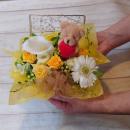 黄薔薇プリザーブドフラワーのジュエリーボックスアレンジメント「ラブベア」