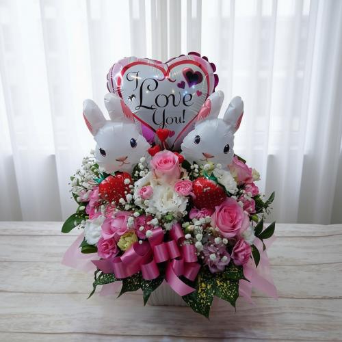 うさぎちゃんバルーンアレンジメント/結婚祝いの贈り物にもオススメ!!