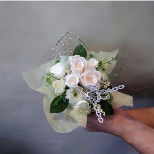 「プリザーブドフラワーアレンジメント」お供え用ホワイトカラー