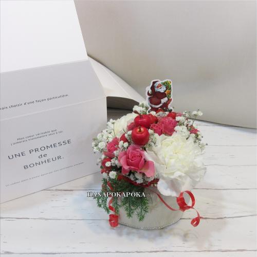 クリスマスプレゼントにオススメ フラワーケーキアレンジメント